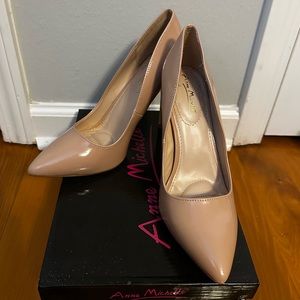 Anne Michelle Nude Hibiscus Heels